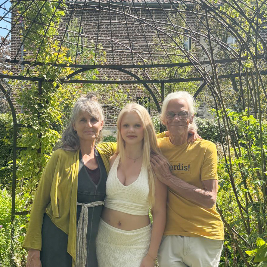 Florescencia team Marion Juniper Camillo